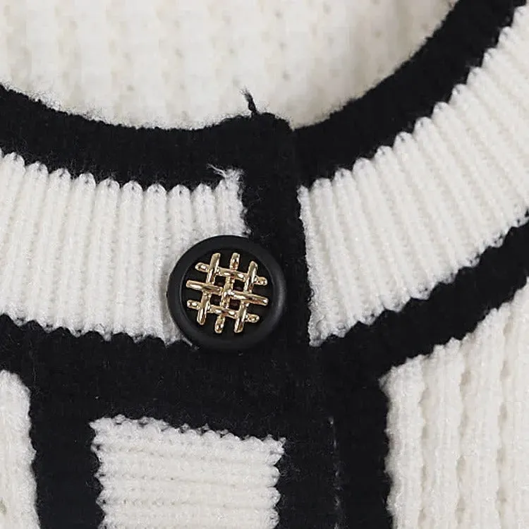 Chic Colorblock Pockets Crop Knit Cardigan Sweater